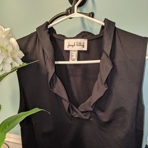 Sleeveless blouse